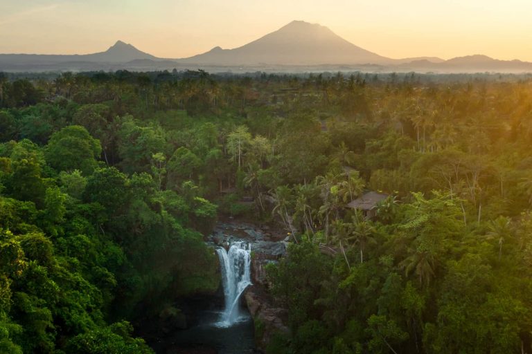 Tegenungan Waterfall